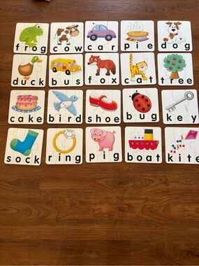 Spelling puzzles- self correcting